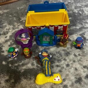 Fisher-Price Little People On the Go Circus Theme Lunchbox
